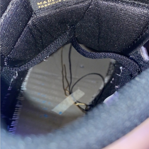 Jordan 1 Retro High Black Metallic Gold size 10/2 - Picture 9 of 16